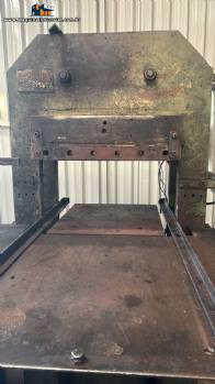 Prensa hidr�ulica de borracha 500 x 500 com pist�o de 400 mm